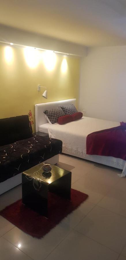 Apartment A&D Pančevo Esterno foto