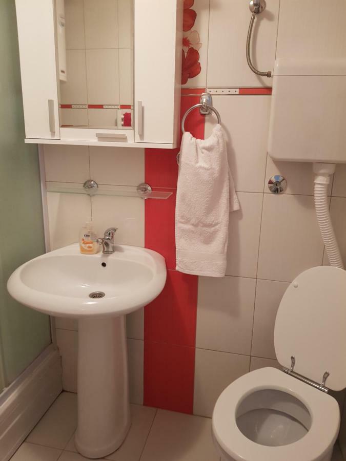 Apartment A&D Pančevo Esterno foto